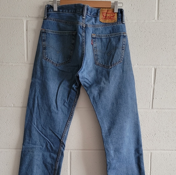 Levi's 505 Mid Wash Denim Jeans - Picture 3 of 3